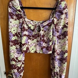 Elegant Floral Women's Blouse with Long Sleeves